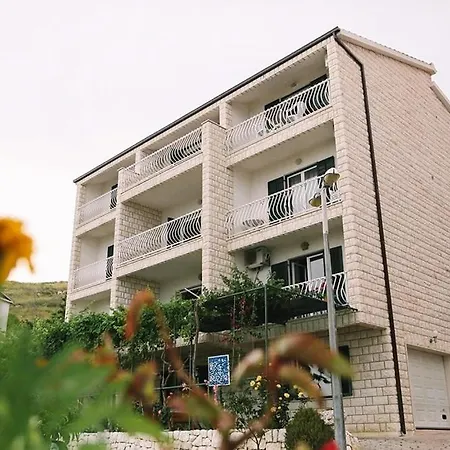 Daire In With Sea View, Balcony, Air Conditioning, Wi-fi