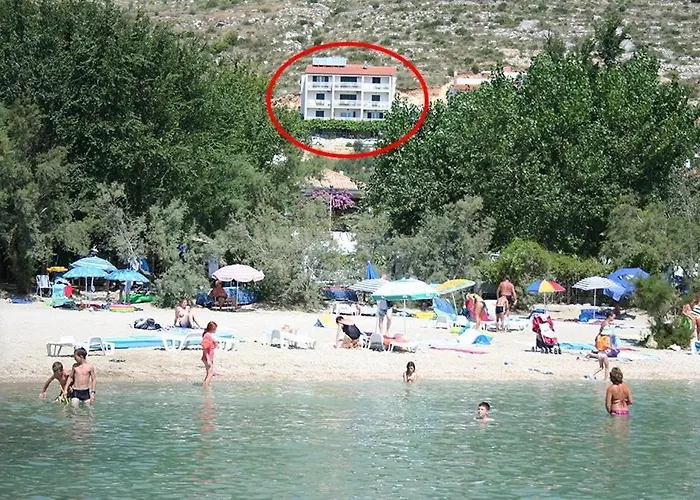 In With Sea View, Balcony, Air Conditioning, Wi-fi *